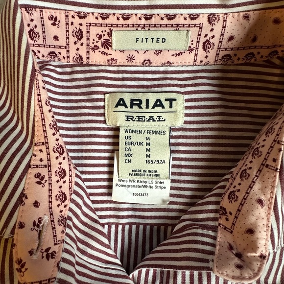 Ariat Women’s Kirby Fitted Long Sleeve Button Down - Picture 3 of 3